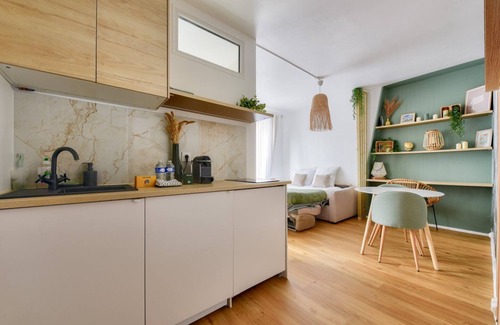 Levallois-Perret Apartment | Studio Chic & Bohème aux Portes de Paris