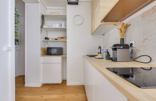 Levallois-Perret Apartment | Studio Chic & Bohème aux Portes de Paris