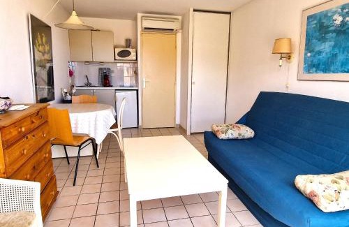 Banyuls-sur-Mer Apartment | Studio Climatisé Proche de la Mer avec Parking et Terrasse - Banyuls-sur-Mer - FR-1-309-74