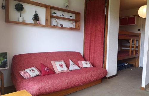 Notre-Dame-de-Bellecombe Apartment | Studio cosy à Notre-Dame-de-Bellecombe pour 4 personnes avec vue panoramique - FR-1-595-10