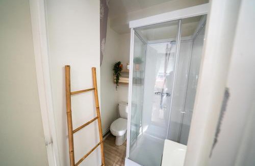 Saint-Lo Apartment | Studio Cocoon ~ 4 mn du Haras ~ WIFI