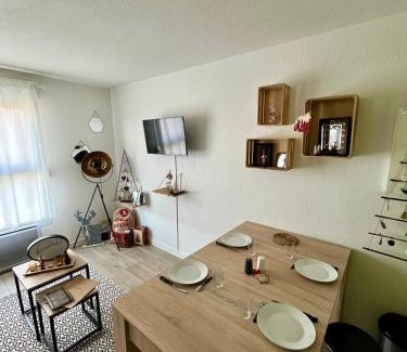 Jaunay-Clan Apartment | Studio Cocooning Face au Futuroscope