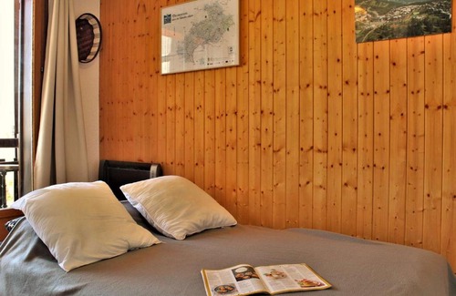 Risoul Apartment | Studio coin montagne 4 pers, pied de pistes à Risoul - FR-1-330-112