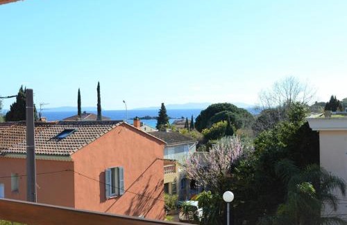 Le Lavandou Apartment | Studio coin nuit 4 pers, parking, animaux admis, proche plage - Le Lavandou - FR-1-251-230