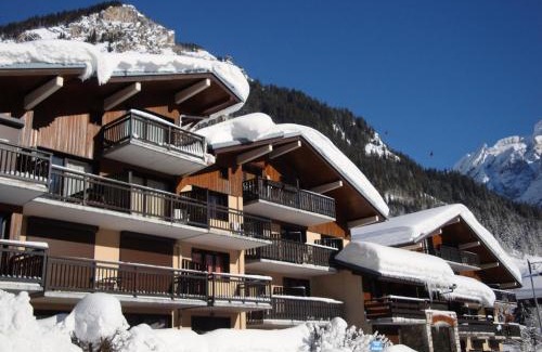 Pralognan-la-Vanoise Apartment | Studio confortable avec grande terrasse ensoleillée, proche commerces et téléphérique. - FR-1-464-2