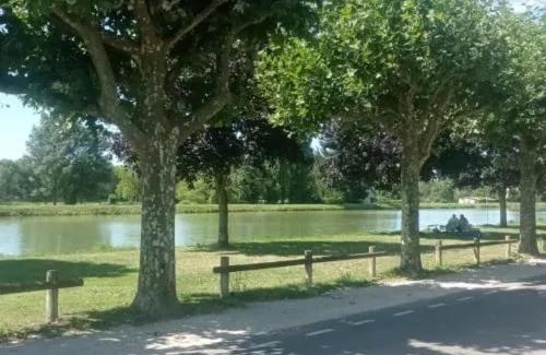Noyers-sur-Cher Apartment | Studio confortable à Noyers-sur-Cher - 30 m² - Parking
