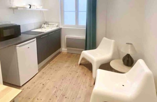 Quartier Pasteur Apartment | Studio Contrat Social