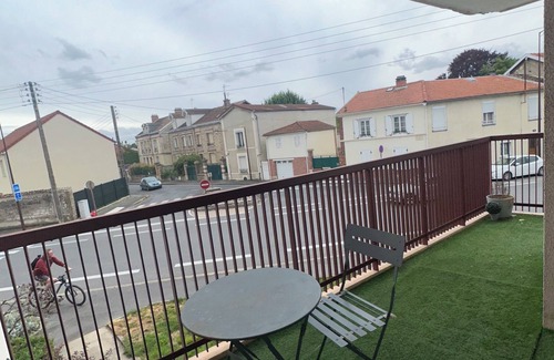 Chalons-en-Champagne Apartment | Studio Cosy Chalons en Champagne