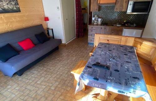 La Chapelle-d'Abondance Apartment | Studio cosy au pied des pistes de Crêt Béni, sud avec balcon, parking inclus ! - FR-1-692-50