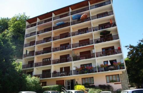 Brides-les-Bains Apartment | Studio cosy 2 pers. avec balcon, centre Brides-les-Bains, proche thermes et télécabine - FR-1-512-205