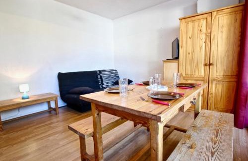 Chamrousse Apartment | Studio cosy 3 places, balcon, près des pistes et commerces - FR-1-340-167