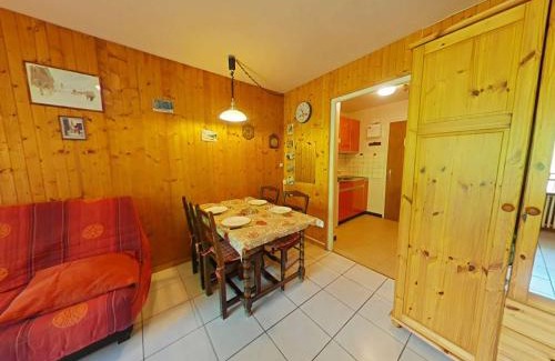 Le Grand-Bornand Apartment | Studio cosy 4 pers, au centre, près des pistes - FR-1-241-114