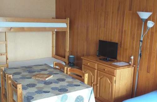 La Toussuire Apartment | Studio cosy 4 pers. avec balcon sud, départ ski aux pieds, navette gratuite, à 600m des commerces - FR-1-417-8