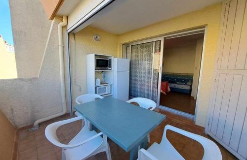 Marseillan Plage Apartment | Studio cosy 4 pers avec terrasse, parking sécurisé, proche commerces à Marseillan - FR-1-326-591