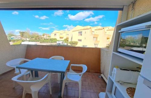Marseillan Plage Apartment | Studio cosy 4 pers avec terrasse, parking sécurisé, proche commerces à Marseillan - FR-1-326-591