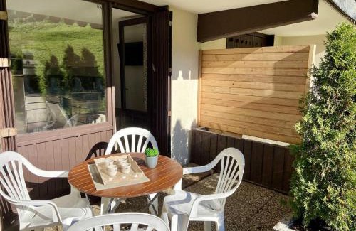 La Clusaz Apartment | Studio cosy au pied des pistes avec terrasse, garage et WIFI - La Clusaz - FR-1-437-66