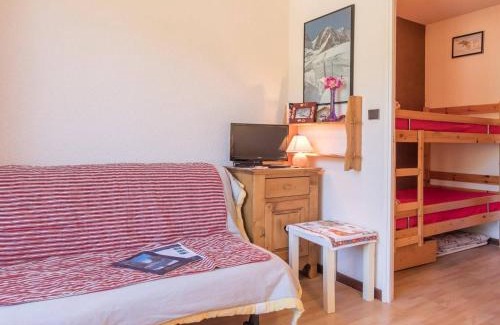Montgenevre Apartment | Studio cosy avec balcon sud, 3 couchages, Montgenèvre, skis aux pieds, Wifi et ménage inclus - FR-1-330D-14