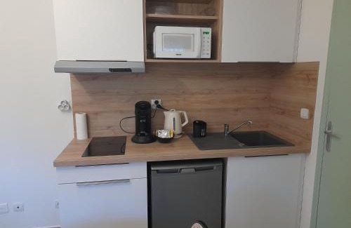 Chalons-en-Champagne Apartment | Studio Cosy 15 m2 au fond du jardin