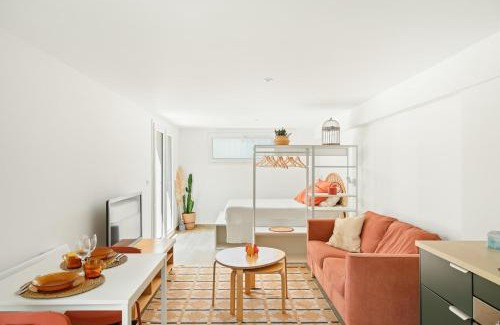 Le Pradet Apartment | Studio cosy, mer & terrasse