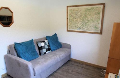 La Salle-les-Alpes Apartment | Studio cosy pour 2 à La Salle-les-Alpes, proche pistes et commerces - FR-1-330F-162