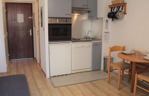 Les Claux Apartment | Studio cosy pour 2 à Vars Les Claux, proche des pistes et commerces - FR-1-330B-116