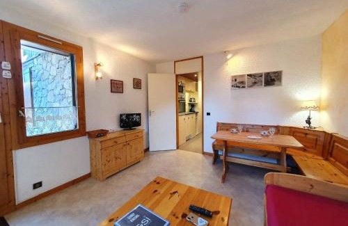 Bellentre Apartment | Studio cosy pour 2 pers., terrasse, animaux admis - FR-1-353-12