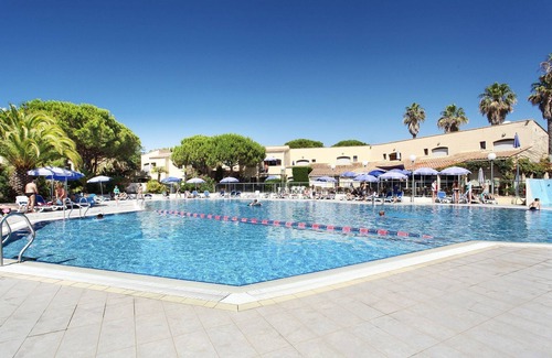 Cap d'Agde Apartment | Studio Cosy Près des Commerces | Accès Piscine