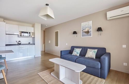 La Grande-Motte Apartment | Studio Cosy Près de la Plage | Parking Sur-Place