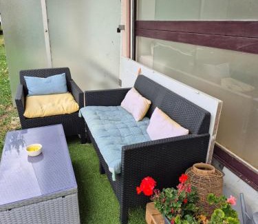 Gaillard Apartment | Studio Cosy - Proche frontière