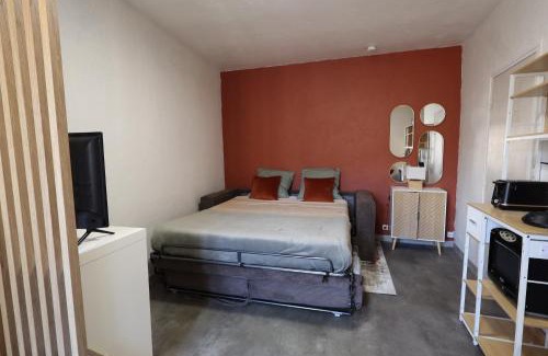 Monteux Apartment | Studio cozy au coeur du village - Wifi - Netflix