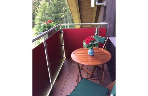 Hierholz Apartment | Studio '4' with Shared Terrace, Balcony and Wi-Fi