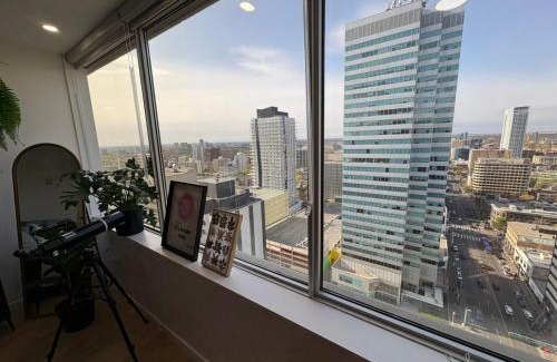 Downtown Edmonton Apartment | Studio Downtown , Rodgers Views, AC, Heated Free Underground Parking