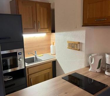 Bellevaux Apartment | Studio en station avec 1 canapé-lit et 1 lit-superposé