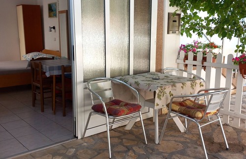 Pag Apartment | Studio flat with terrace and sea view Pag (AS-18325-a)
