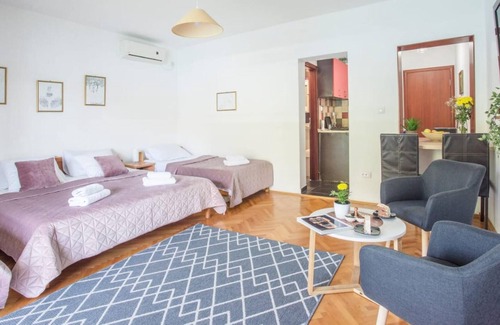 Lepetane Apartment | Studio Flat with View near Beach in Tivat