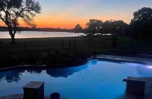 Frisco Apartment | Studio for 2 on Lake in Frisco - second floor