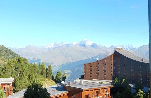 Arc-2000 Apartment | Studio for 4 in Arcs 2000 near ice rink, pets allowed