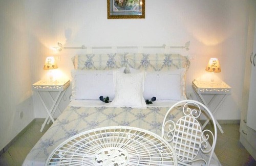 Canneto sull'Oglio Bed & Breakfast | Studio for disabled access for 3 people