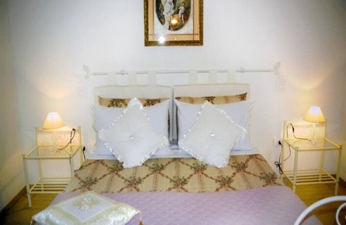 Canneto sull'Oglio Bed & Breakfast | Studio for disabled access for 3 people