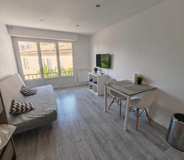 Grasse Apartment | Studio Grasse Centre
