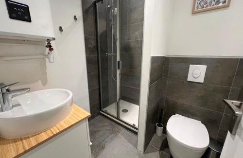 La Grande-Motte Apartment | Studio Grey Stone - Parking gratuit - Clim