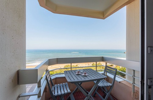 Biarritz Apartment | Studio Helder, vue mer - Welkeys