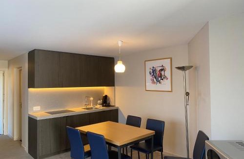 Koksijde-Bad Apartment | Studio-Hotel Apostroff