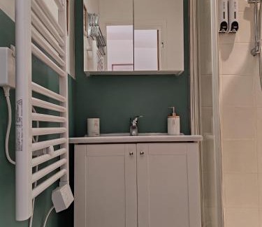 Chambery Apartment | Studio hyper centre avec garage