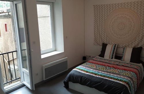 Castres Apartment | studio hyper-centre confortable acces boite a clee