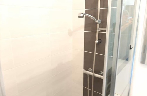 Castres Apartment | studio hyper-centre confortable acces boite a clee