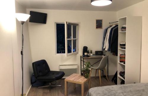 Agen Apartment | Studio hypercentre à 2 pas de la gare appart n°2