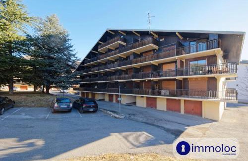Saint-Etienne-de-Tinee Apartment | Studio in Auron