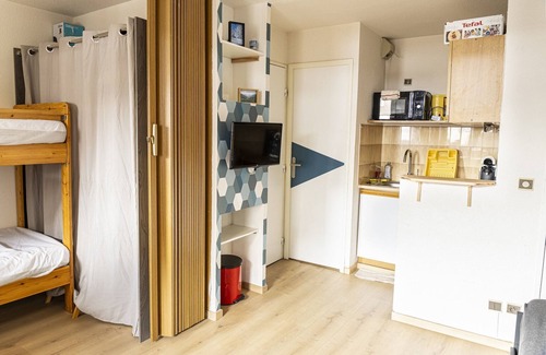 Allos Apartment | Studio in France near Ski Resort & Mountains