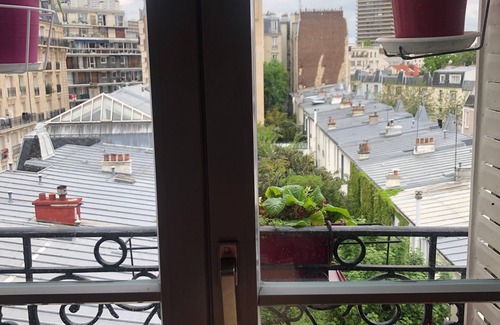 Quartier des peupliers Apartment | Studio in the heart of the historic village of the 13th arrondissement of Paris